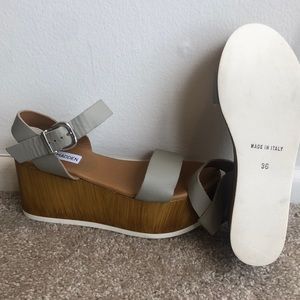 Steve Madden Platform Sandals